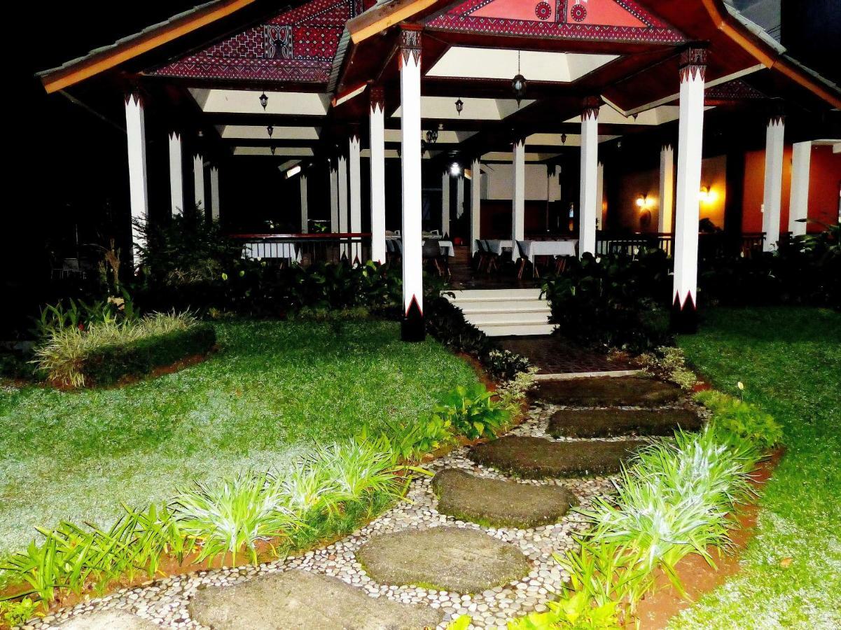 Toraja Torsina Hotel Rantepao Exteriör bild